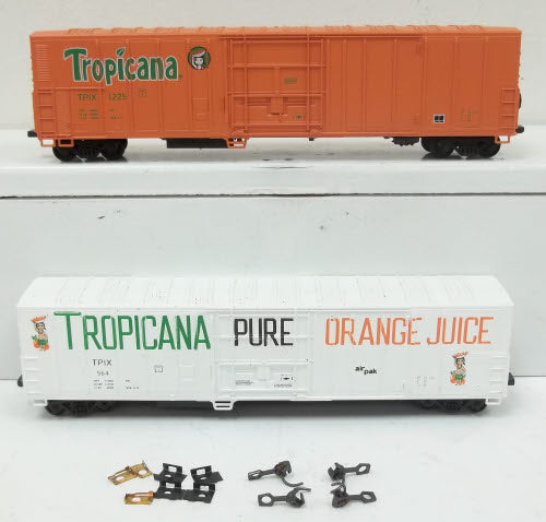 Athearn 2302 HO Tropicana 57' Reefer Car Kit (Set of 2)