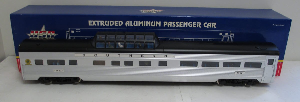 USA Trains R31126 Southern Vista Dome Passenger Car - Metal Wheels LN/Box