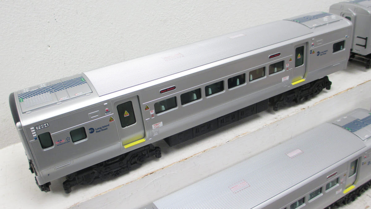 Lionel 6-30147 MTA Long Island RR M-7 O Gauge Electric Commuter Train Set NIB