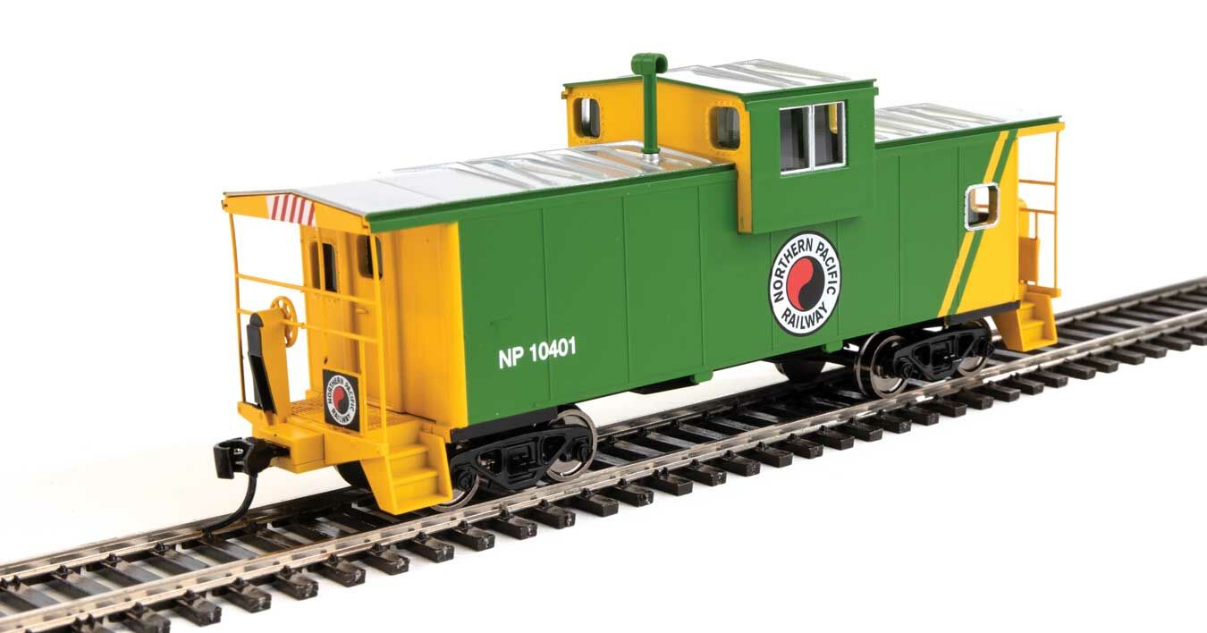Walthers 910-8718 HO NP International Extended Wide-Vision Caboose RTR #10401 LN/Box