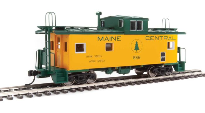 Walthers 910-8756 HO Maine Central International Wide-Vision Caboose Car #656