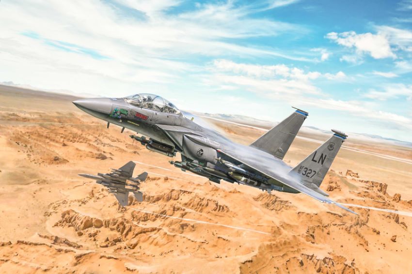 Italeri 2803 1:48 F-15E Strike Eagle Military Aircraft Plane Model Kit