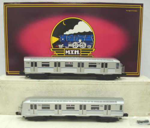 MTH 20-2717-3 O Gauge Premier Non-Powered R40 Subway Set Add-On (Set of 2) LN/Box