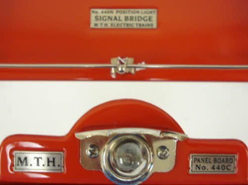 MTH 10-4038 Red, Silver, & Nickel Trim Signal Bridge & Control Panel LN/Box