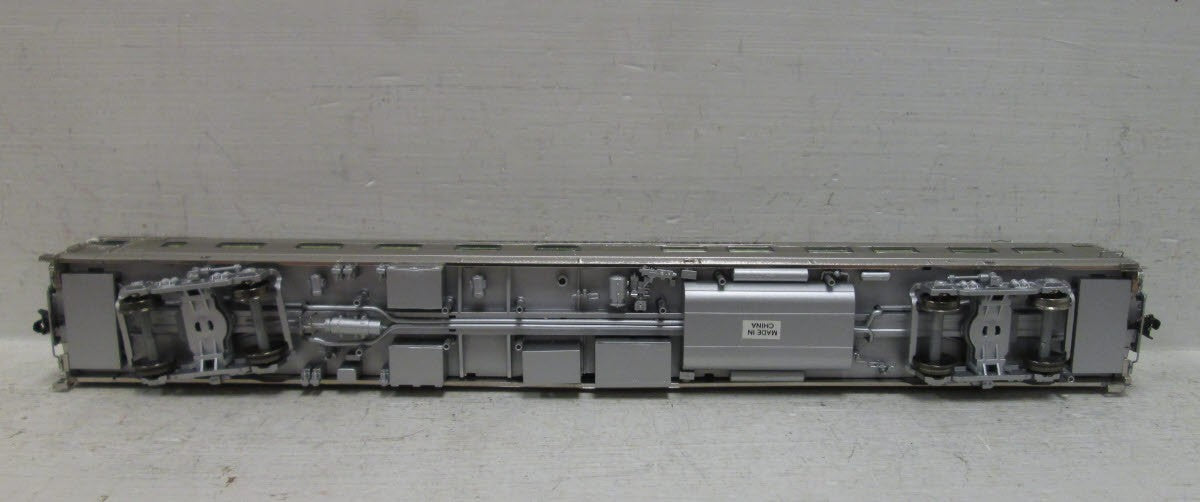 Broadway Limited 531 HO Paragon Series Cali Zephyr WP "Silver Palisade" Sleeper