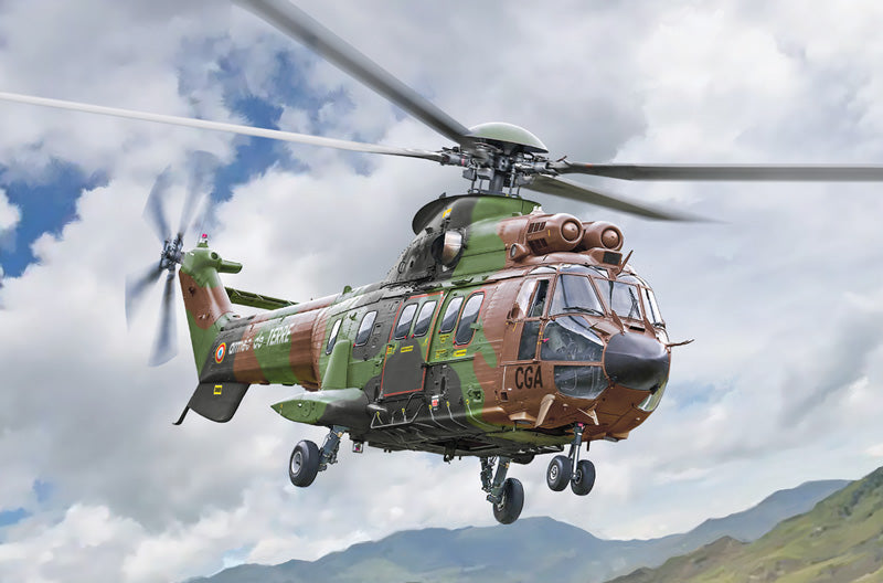 Italeri 91096 1:72 AS332 Super Puma Helicopter Plastic Model Kit