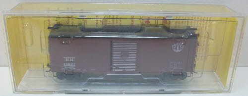 Kadee 4807 HO Boston & Maine 40' PS-1 Boxcar with 7' Youngstown Door #75097