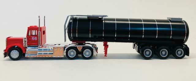 Herpa 6611 HO Red, Black Kenworth W-900 Tractor with Asphalt Trailer