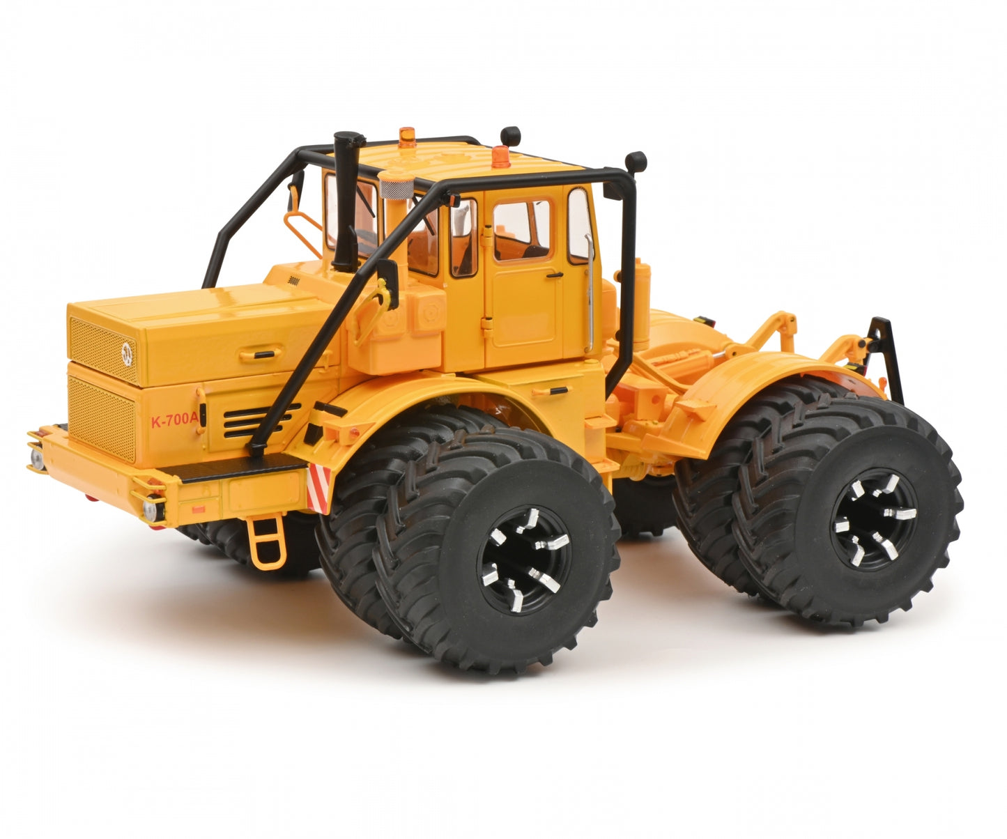 Schuco 450784500 1:32 Kirovets K-700A Yellow Tractor with Double Tires