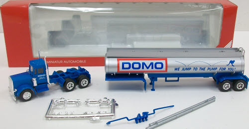 Herpa 6024 HO Domo Gasoline Tractor With Trailer
