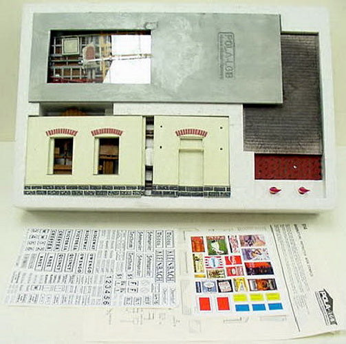 Pola 914 G Scale 2-Story Switch Tower Building LN/Box
