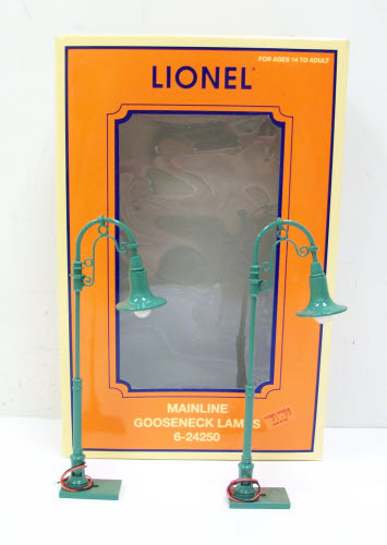 Lionel 6-24250 O Mainline Gooseneck Green Lamps (Set of 2)
