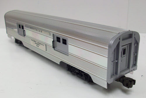 Weaver O Gauge Southern 5-Car Aluminum Passenger Car Set - 3 Rail LN/Box