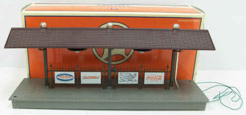 Lionel 6-12943 157 Illuminated Grey w/Brown Roof Station Platform