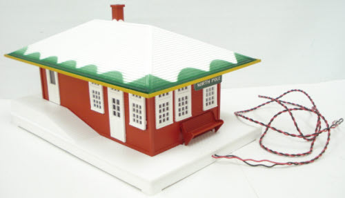 Lionel 6-14258 O Gauge Custom Decorated North Pole Passenger Station NIB