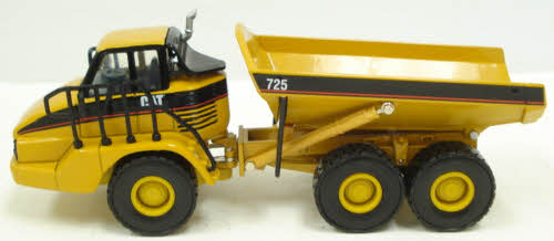 Norscot 55073 1:50 Caterpillar 725D Articulated Truck Construction Equipment NIB