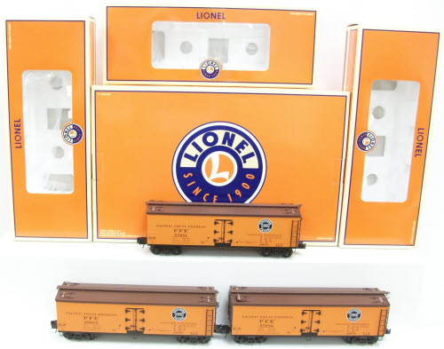 Lionel 6-11657 O Gauge Pacific Fruit Express Woodsided Refrigerator (Set of 3)