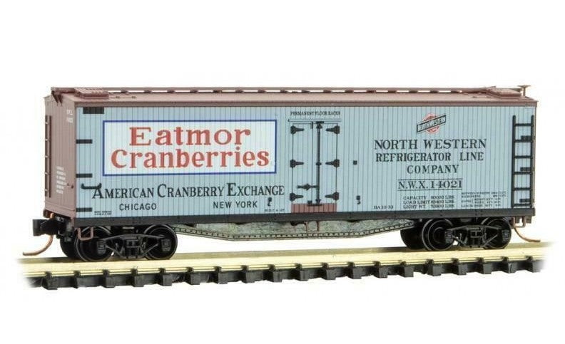 Micro-Trains 04900820 N American Cranberry Exchange 40' Wood Reefer #14021