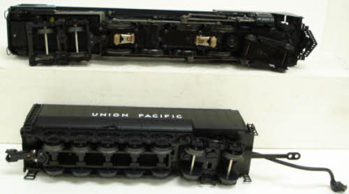 MTH 20-3044-1 O Union Pacific FEF 4-8-4 Northern Steam Engine & Tender w/PS2 LN/Box