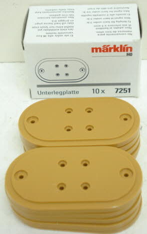 Marklin 7251 HO Scale Intermediate Section Pillar Base (Box of 10)