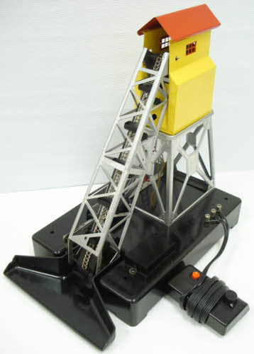 Lionel 97 Vintage O Operating Coal Elevator Loader VG