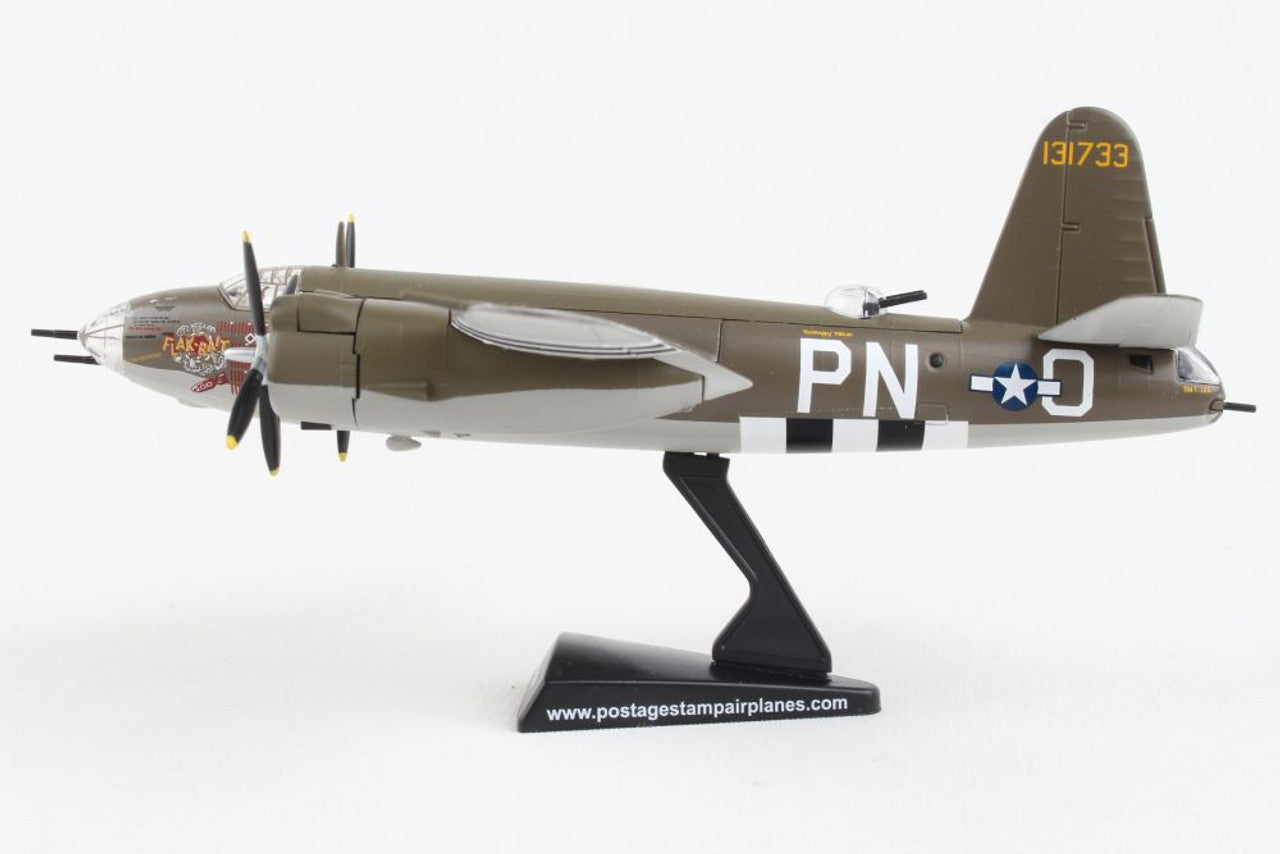 Daron Worldwide Trading PS5562-2 1:107 B-26 Marauder 