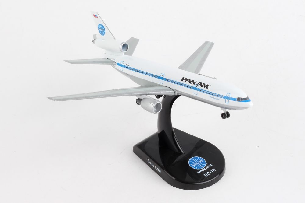 Daron Worldwide Trading PS5820-5 1:400 Pan American World Airways DC-10 Aircraft