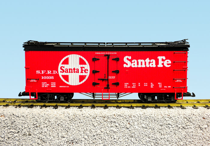 USA Trains R16051 G Santa Fe Red/Black Refrigerator Car