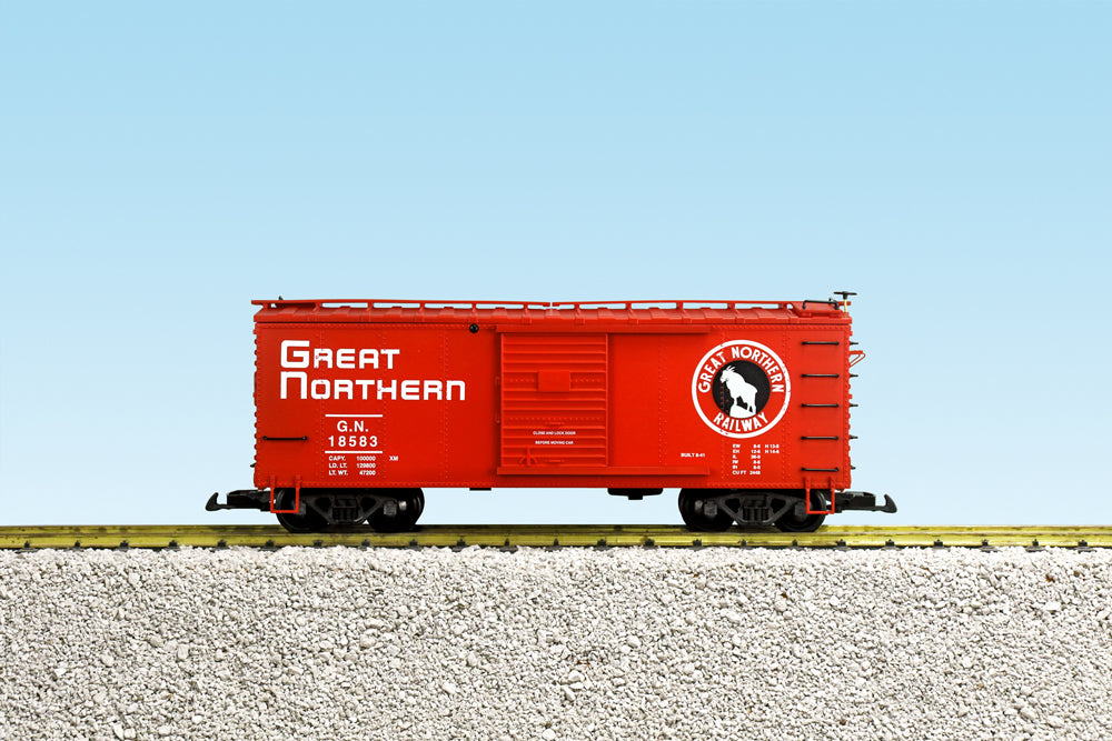 USA Trains R19153B G Great Northern Red Boxcar #18583