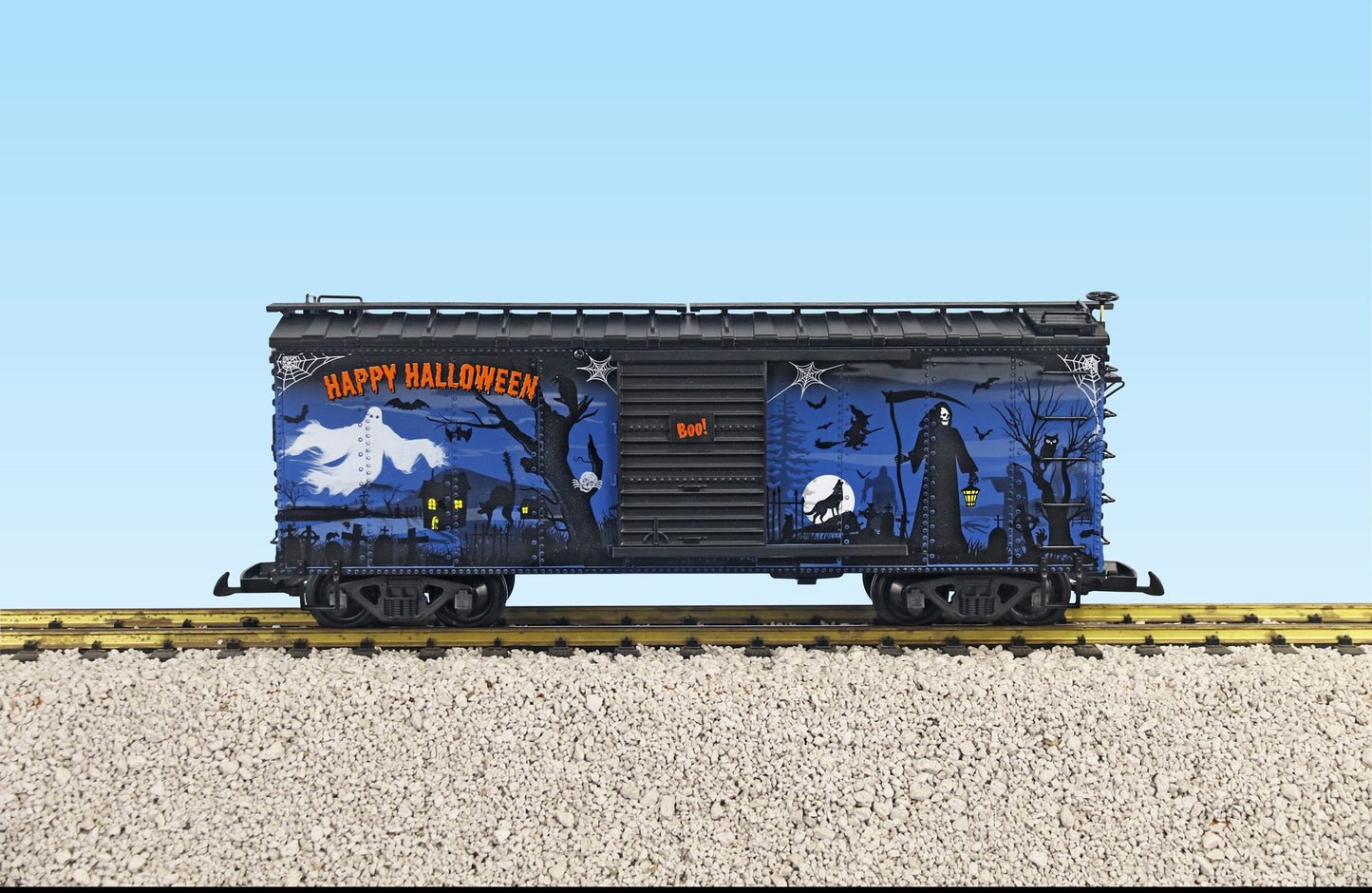USA Trains R19163 G Happy Halloween Glow-in-the-Dark Boxcar