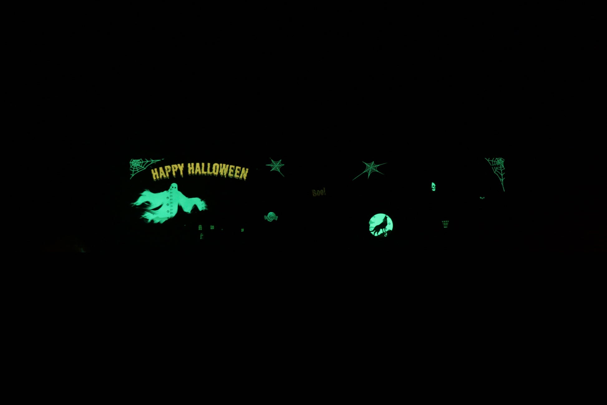 USA Trains R19163 G Happy Halloween Glow-in-the-Dark Boxcar