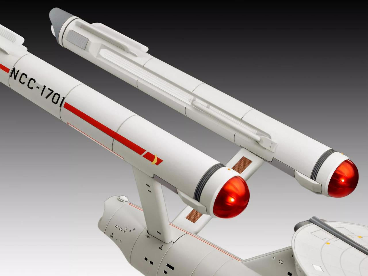 Revell 13603 1:600 Star Trek Strange New Worlds U.S.S. Enterprise NCC-1701 Kit