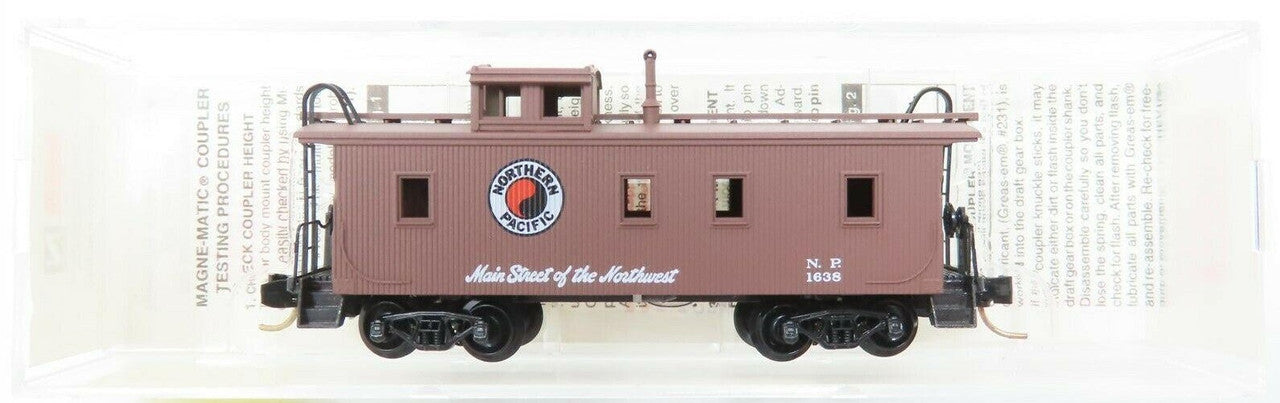 Micro-Trains 05100050 N Scale Northern Pacific 34' Wood Sheathed Caboose #1638