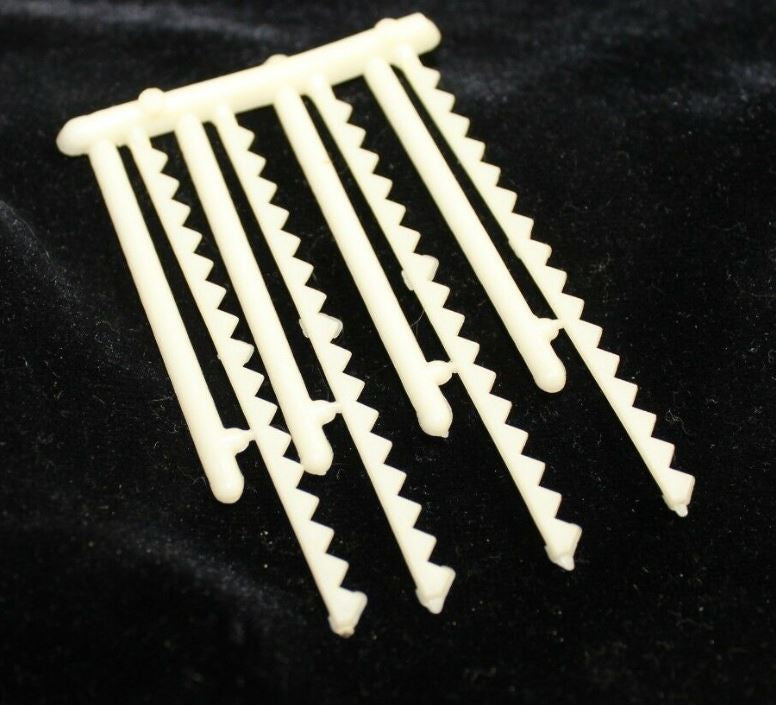 Campbell Scale Models 933-75 HO 4 Step Stringers Plastic Part