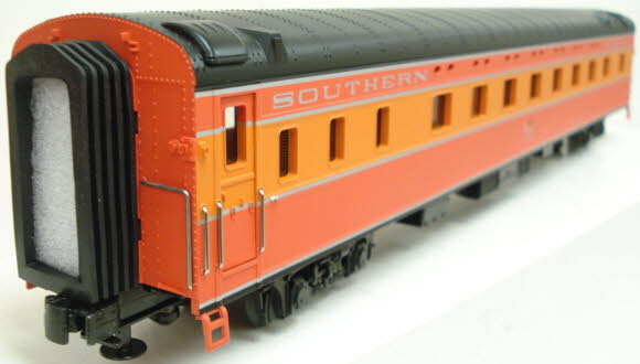 MTH 20-6686 O SP 70' Streamlined Sleeper/Diner Passenger Car Set (Set of 2) LN/Box