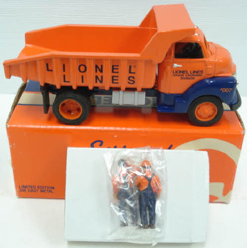 Lionel 343500 Eastwood Automobilia Lionel Lines Dump Truck w/2 Figures