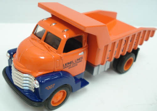 Lionel 343500 Eastwood Automobilia Lionel Lines Dump Truck w/2 Figures
