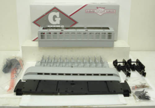 Bachmann 98905 Undecorated Coach Car Kit w/Interior Lights NIB