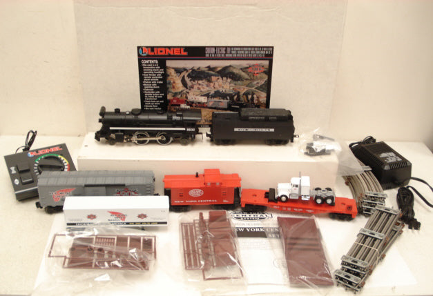 Lionel 6-11820 O Gauge Red Wing Shoes Steam Train Set MT/Box