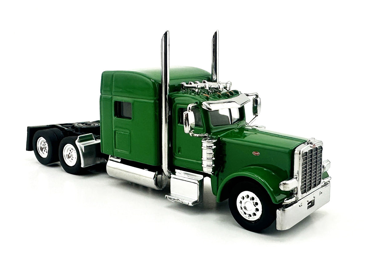 HO Logistics Replicas 38905 HO Green Peterbilt 389 with Sleeper Cab