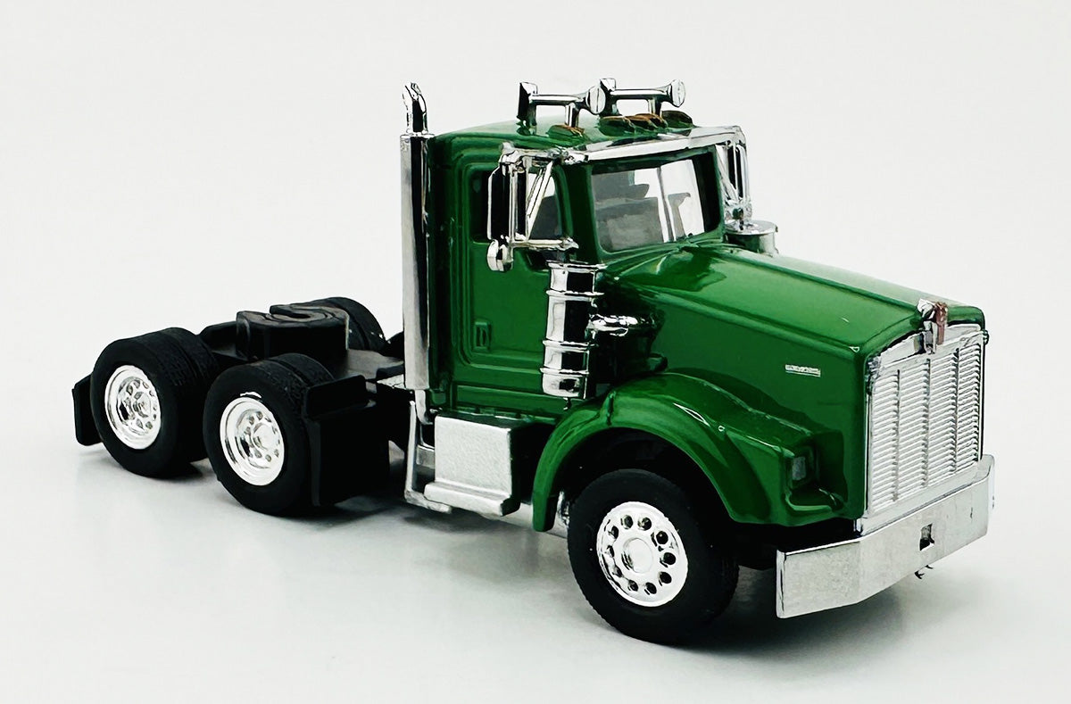 HO Logistics Replicas T80005 HO Green Kenworth T800 with Daycab