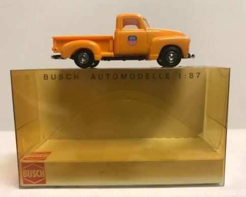 Busch 040-92104 HO Yellow Union Pacific '50 Chevy Pickup