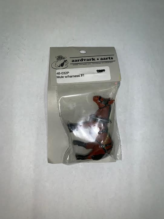Aardvark Aarts 48-032P O Mule with Harness Figure #1