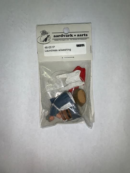 Aardvark Aarts 48-051P O Laundress with Washing Figure