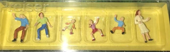 Preiser 0652 HO Merry Go Round Riders Figures (Set of 6)