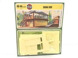 Airfix Products 01605-2 OO Signal Box Small Building Kit