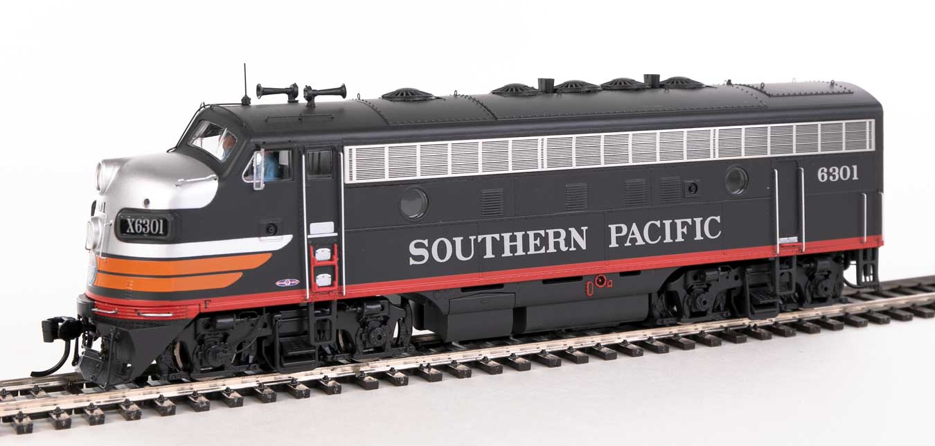 Walthers 920-40936 HO SP F7A-B Diesel Locomotive with DCC/Sound #6301/8301