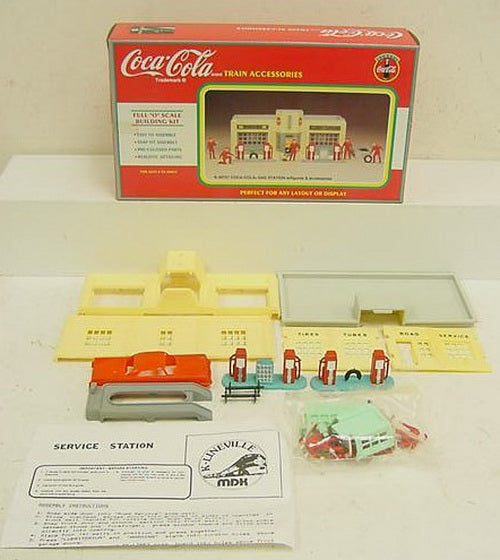K-Line K-40721 Coke Service Station Kit With Figures