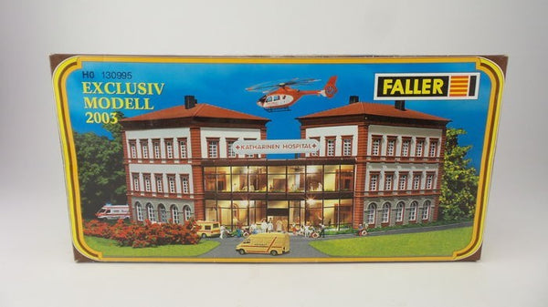 Faller 130995 HO Katharinen Hospital Building Kit – Trainz