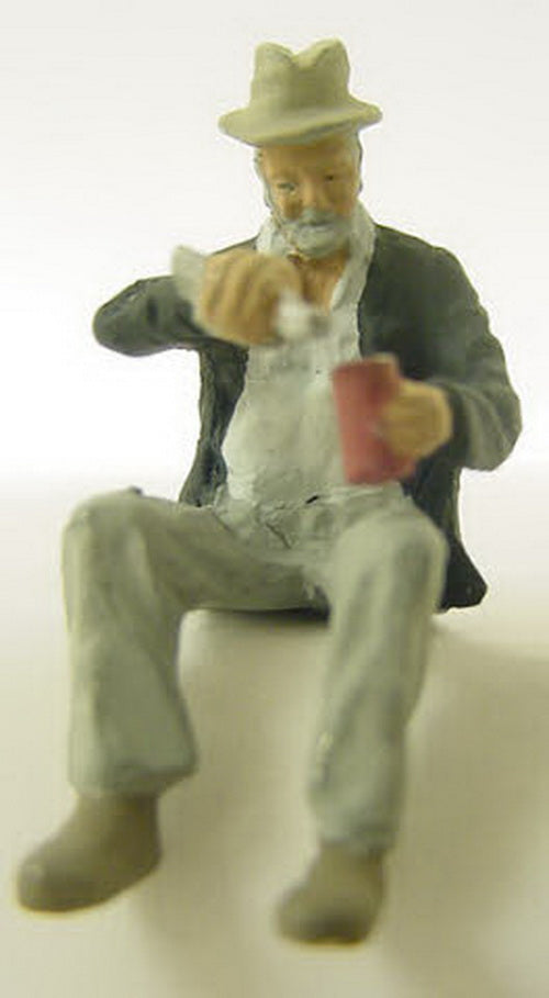 Arttista 1328 O Scale Hobo Eating From Tin Can Pewter Figure